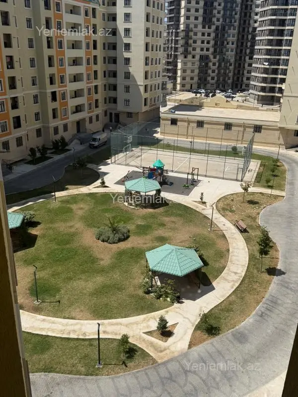 Satılır 2 otaqlı yeni tikili 72 m²
