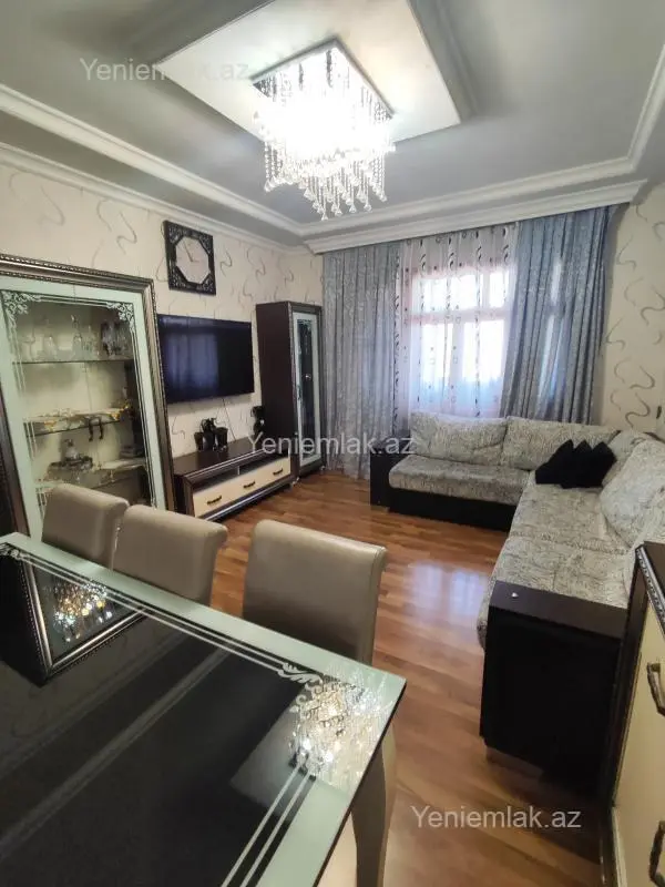 Satılır 3 otaqlı köhnə tikili 68 m²