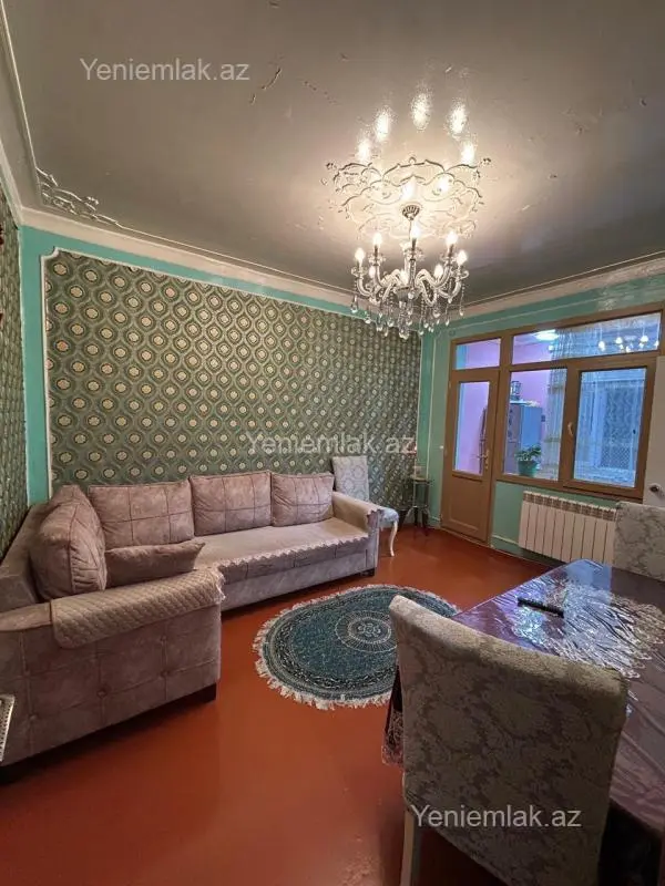 Satılır 3 otaqlı köhnə tikili 50 m²