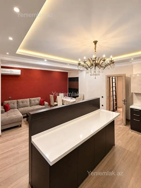Satılır 2 otaqlı yeni tikili 105 m²