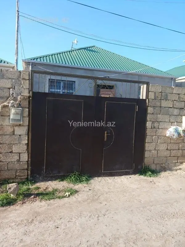 Satılır 3 otaqlı həyət evi