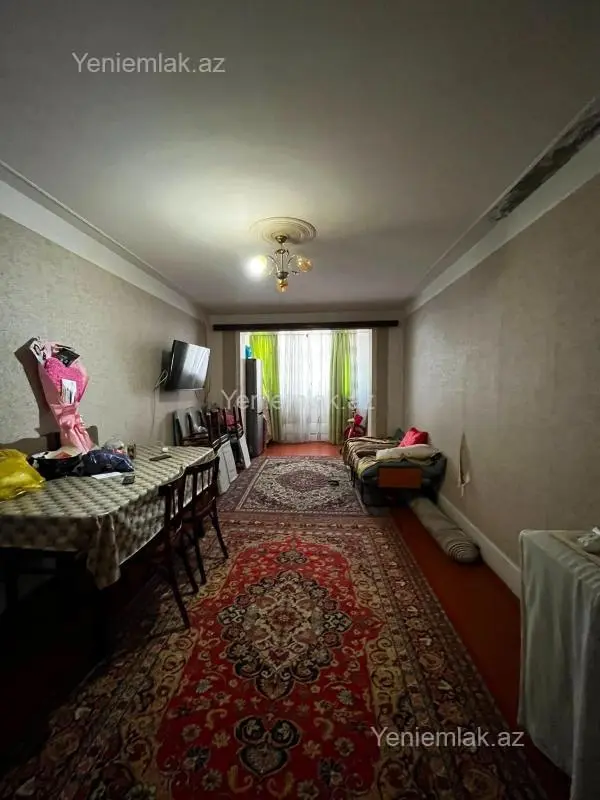 Satılır 3 otaqlı köhnə tikili 75 m²
