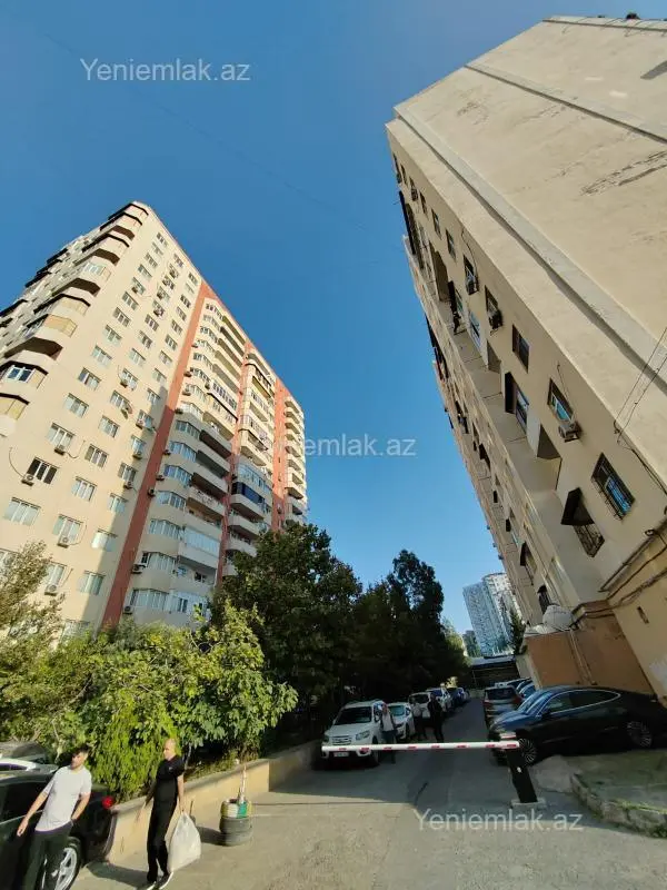 Satılır 4 otaqlı yeni tikili 120 m²
