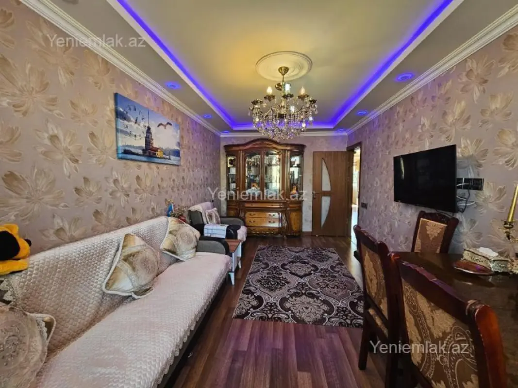 Satılır 3 otaqlı köhnə tikili 3 m²