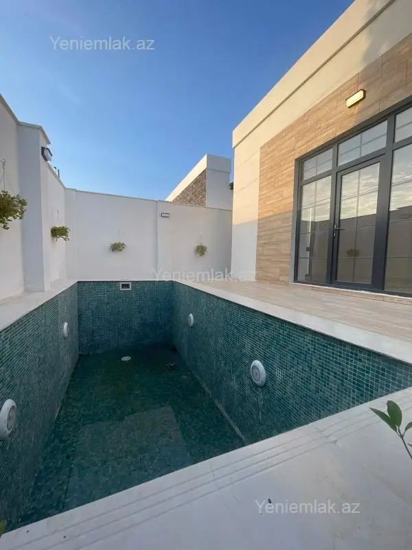 Satılır 4 otaqlı həyət evi 122 m²