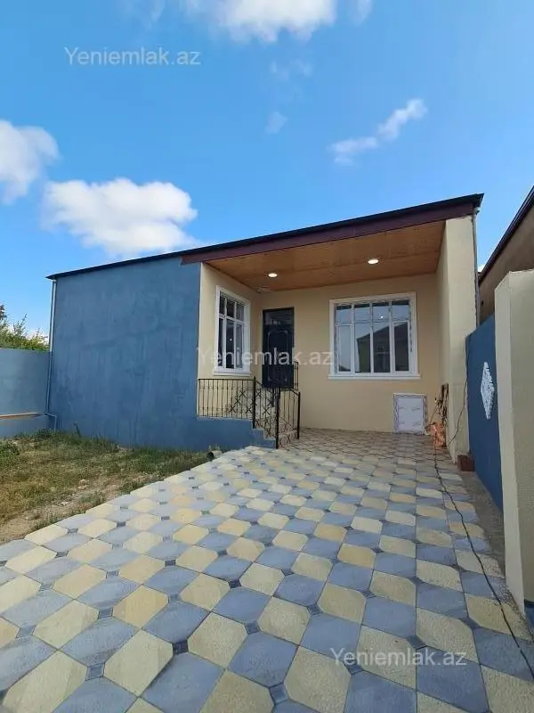 Satılır 3 otaqlı həyət evi 125 m²
