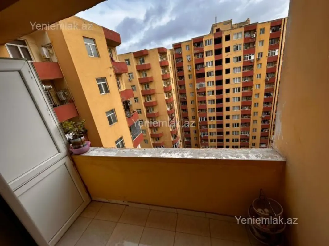 Satılır 2 otaqlı yeni tikili 68 m²