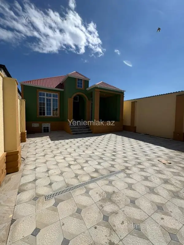 Satılır 4 otaqlı həyət evi 110 m²