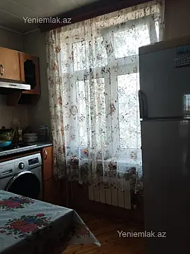 Satılır 3 otaqlı köhnə tikili 70 m² — Sumqayıt, 2-ci mikrorayon 3 otaq 70.00 m²