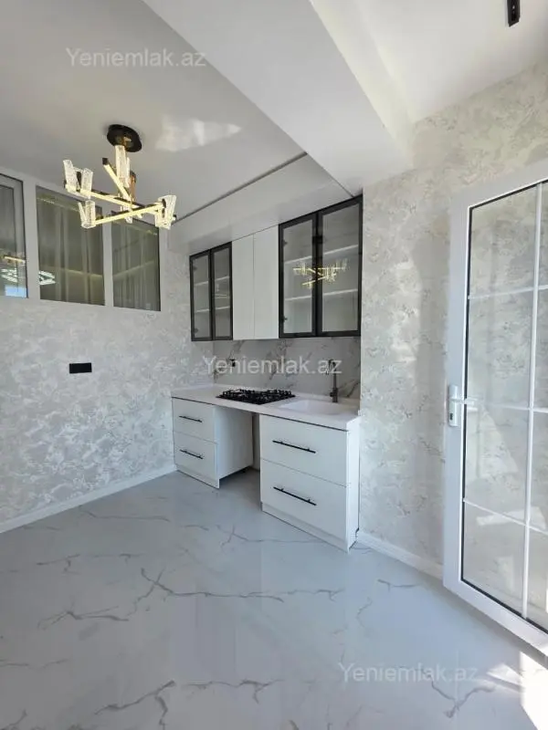 Satılır 3 otaqlı yeni tikili 90 m²
