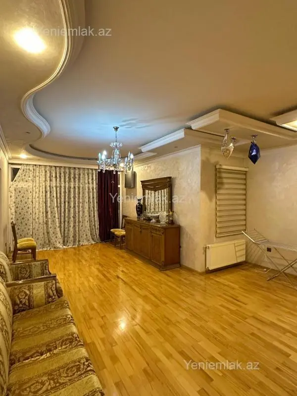Satılır 3 otaqlı yeni tikili 108 m²