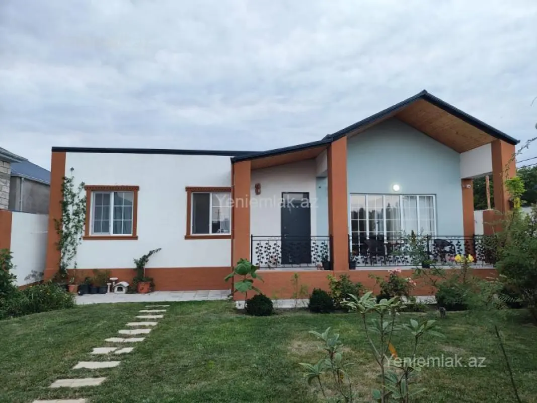 Satılır 5 otaqlı həyət evi 155 m²