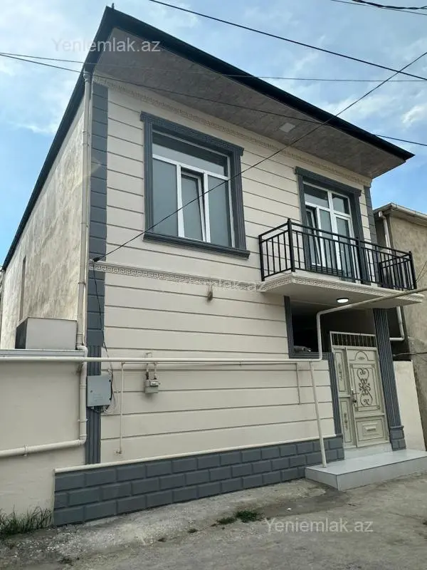 Satılır 4 otaqlı həyət evi 130 m²