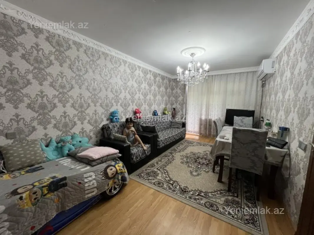 Satılır 2 otaqlı köhnə tikili 47 m²