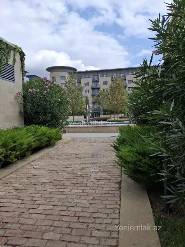Satılır 5 otaqlı yeni tikili 206 m²