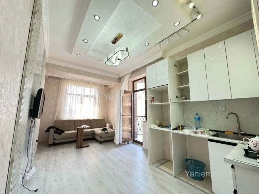Satılır 3 otaqlı yeni tikili 91 m²