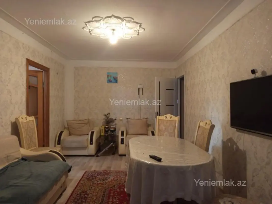 Satılır 2 otaqlı köhnə tikili 47 m²