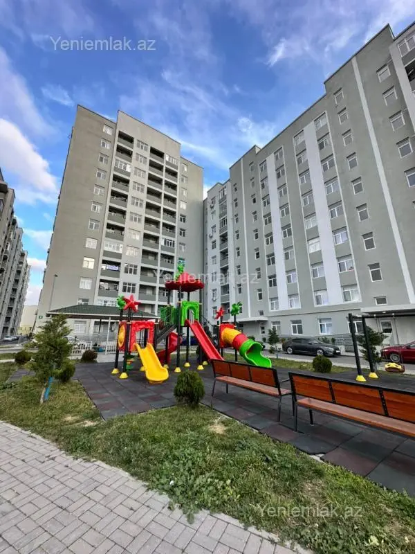 Satılır 3 otaqlı yeni tikili 78 m²