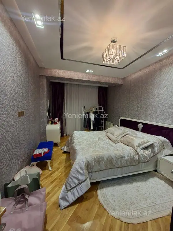 Satılır 3 otaqlı yeni tikili 102 m²
