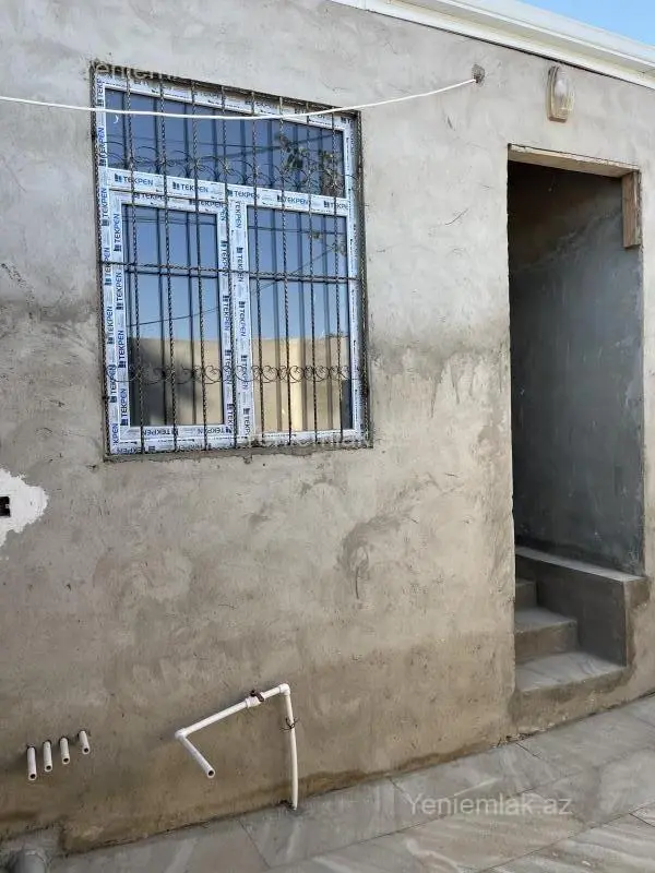 Satılır 2 otaqlı həyət evi 48 m²