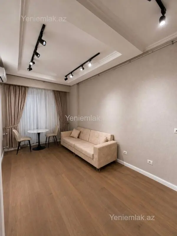 Satılır 2 otaqlı yeni tikili 44 m²