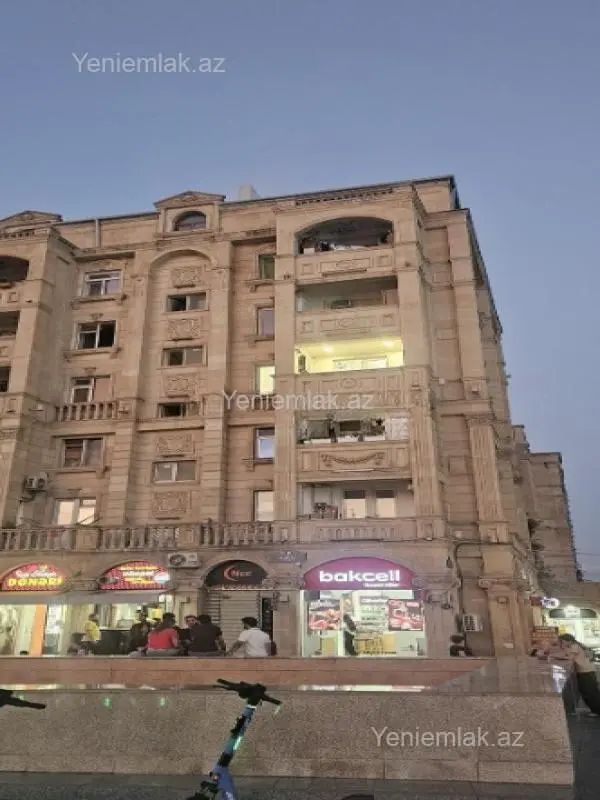 Satılır 2 otaqlı köhnə tikili 40 m²