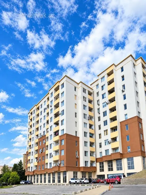 Satılır 3 otaqlı yeni tikili 88 m²