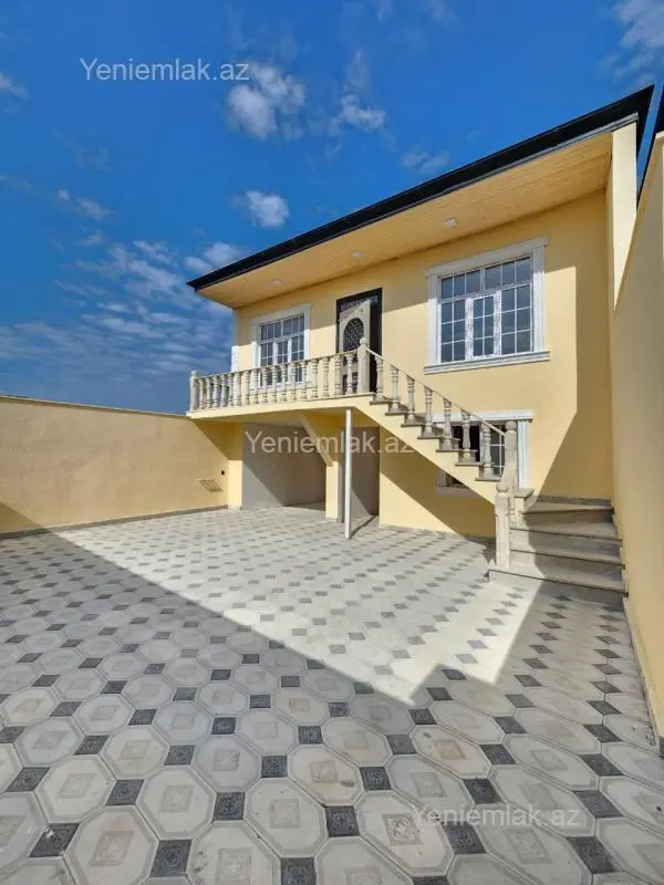 Satılır 4 otaqlı həyət evi 140 m²
