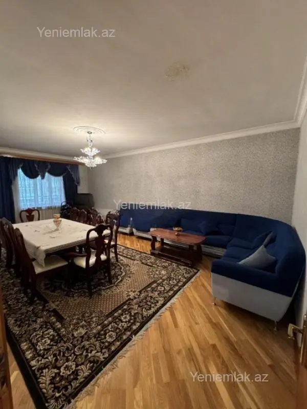 Satılır 4 otaqlı yeni tikili 180 m²