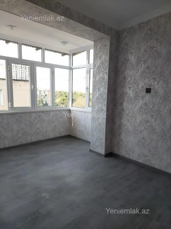 Satılır 2 otaqlı köhnə tikili 35 m²