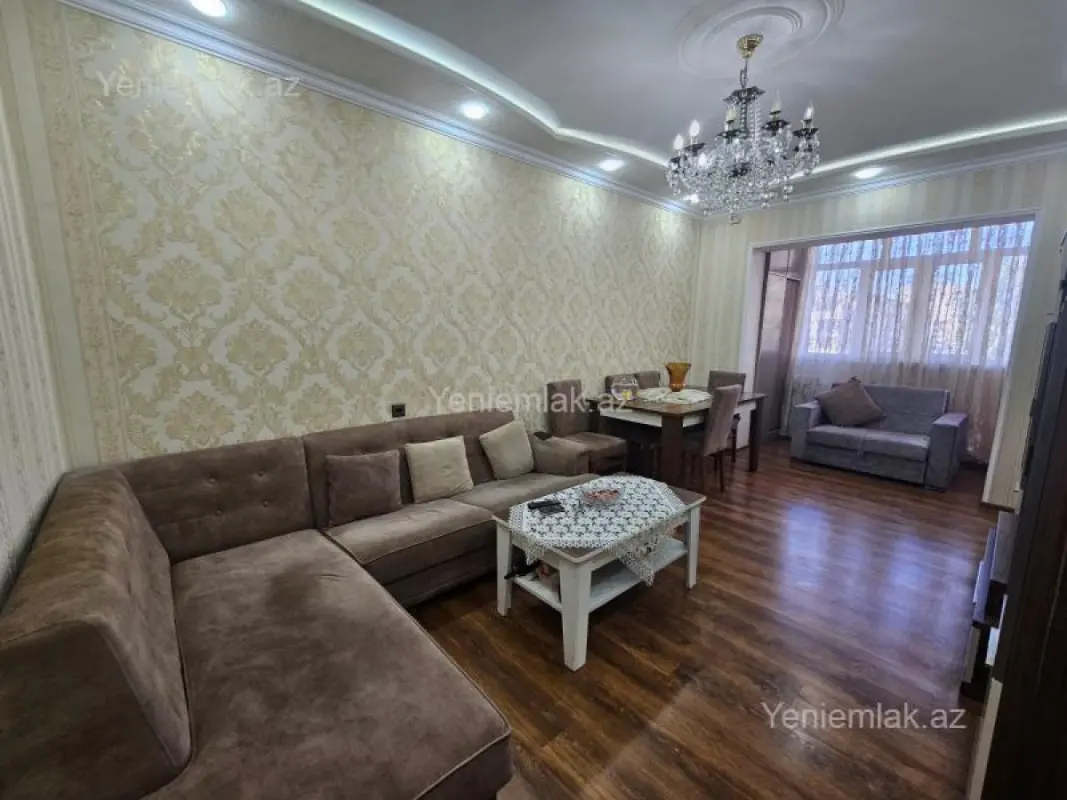Satılır 2 otaqlı köhnə tikili 60 m²