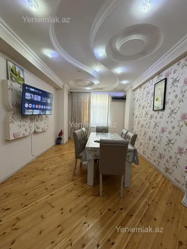 Satılır 2 otaqlı yeni tikili 77 m²