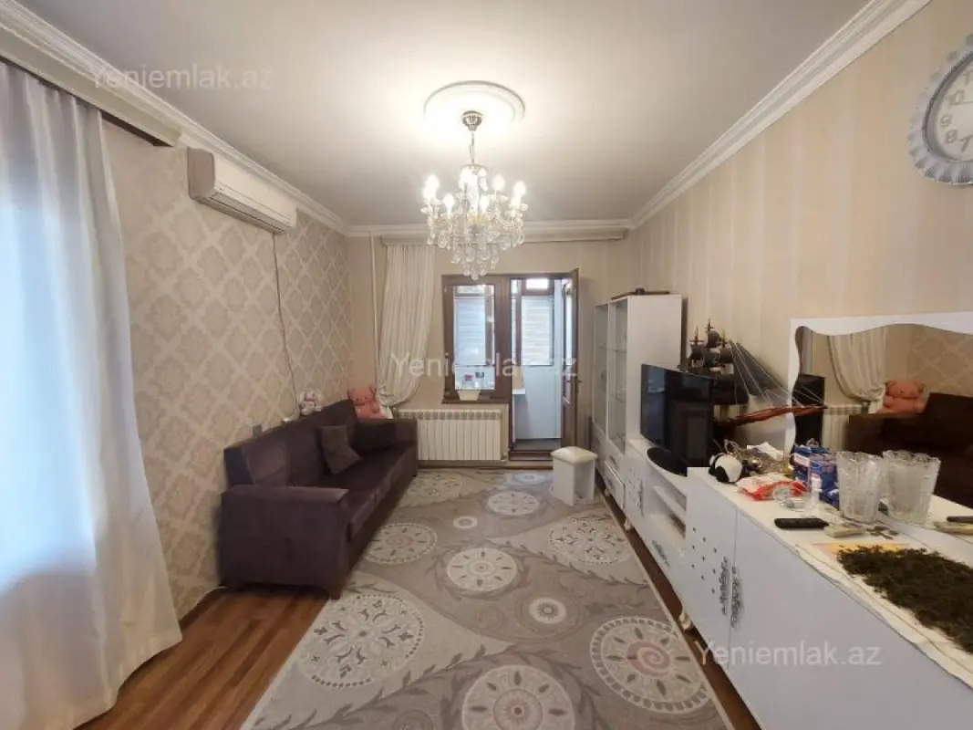 Satılır 2 otaqlı köhnə tikili 50 m²