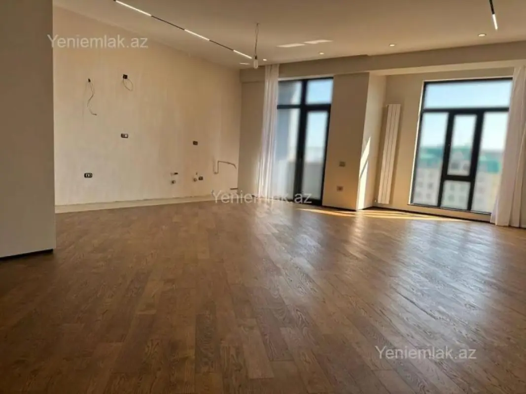Satılır 2 otaqlı yeni tikili 86 m²