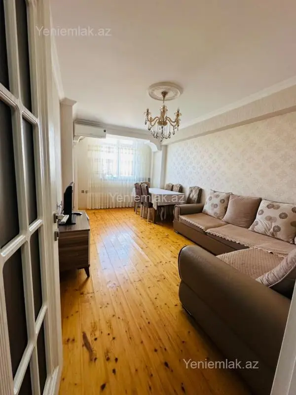 Satılır 2 otaqlı köhnə tikili 40 m²