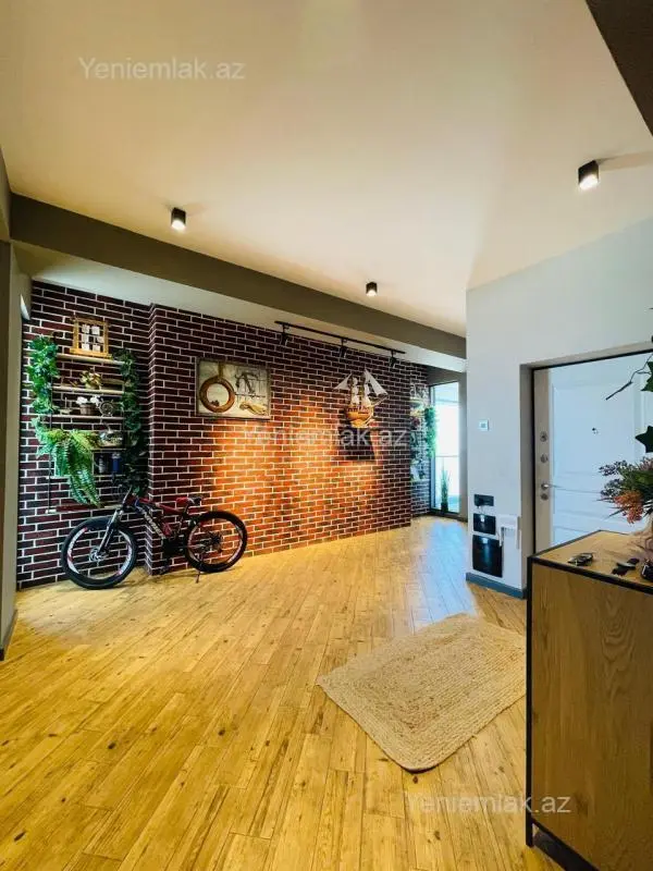 Satılır 12 otaqlı yeni tikili 150 m²
