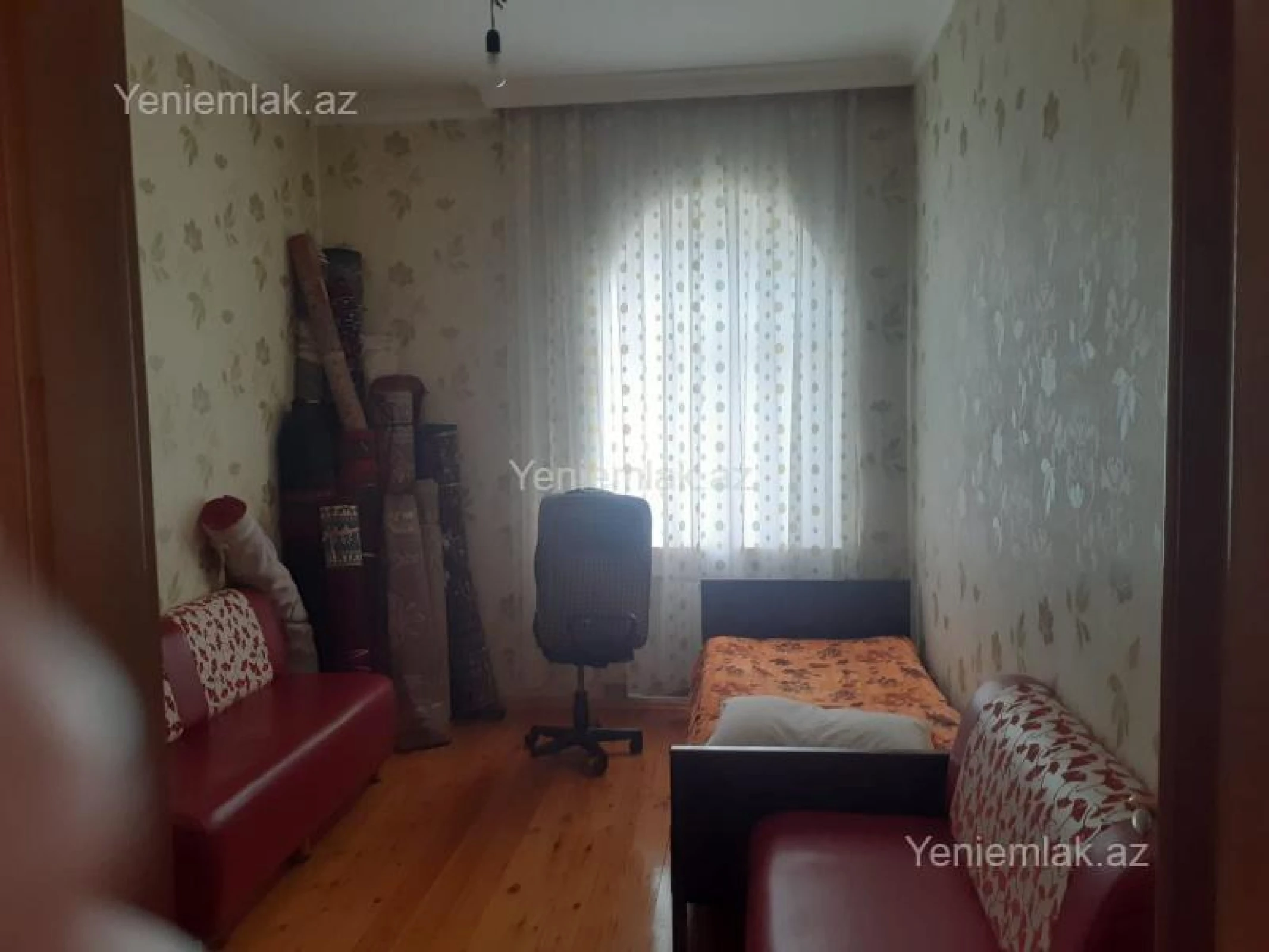 Satılır 8 otaqlı həyət evi 480 m²