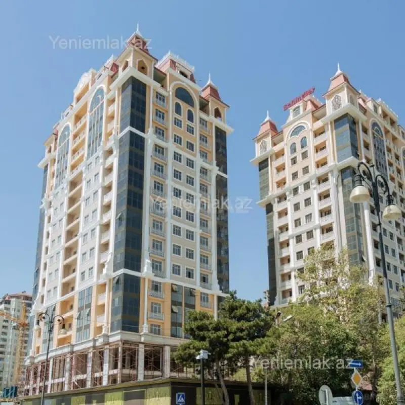 Satılır 3 otaqlı yeni tikili 80 m²