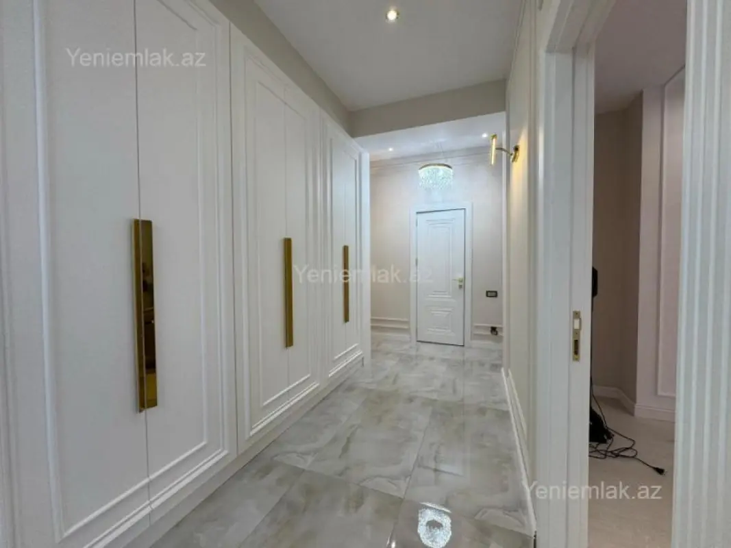 Satılır 3 otaqlı yeni tikili 96 m²