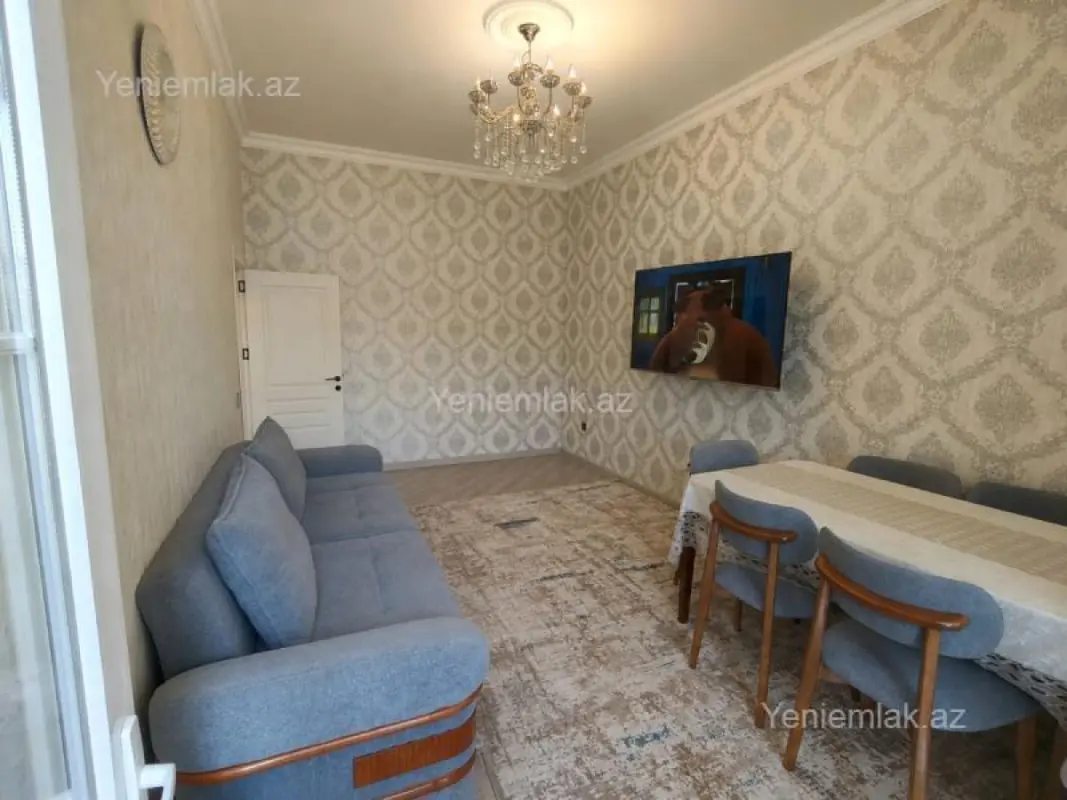 Satılır 2 otaqlı yeni tikili 72 m²