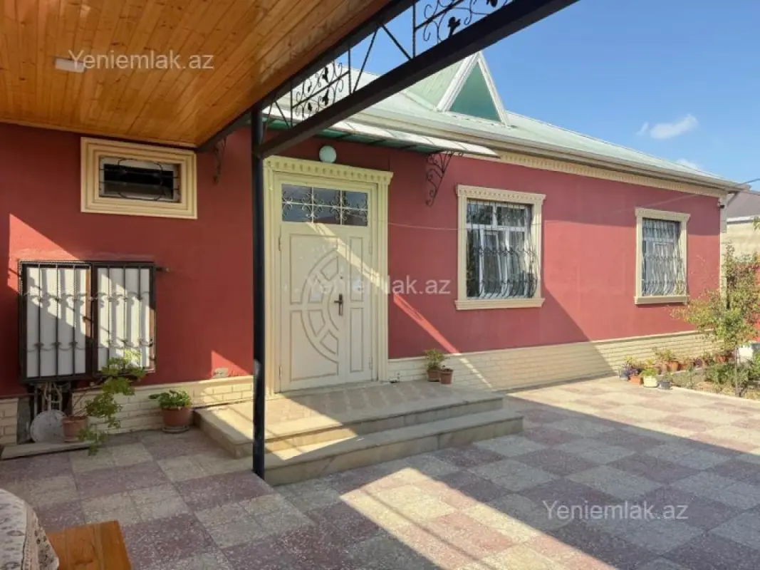 Satılır 3 otaqlı həyət evi 125 m²