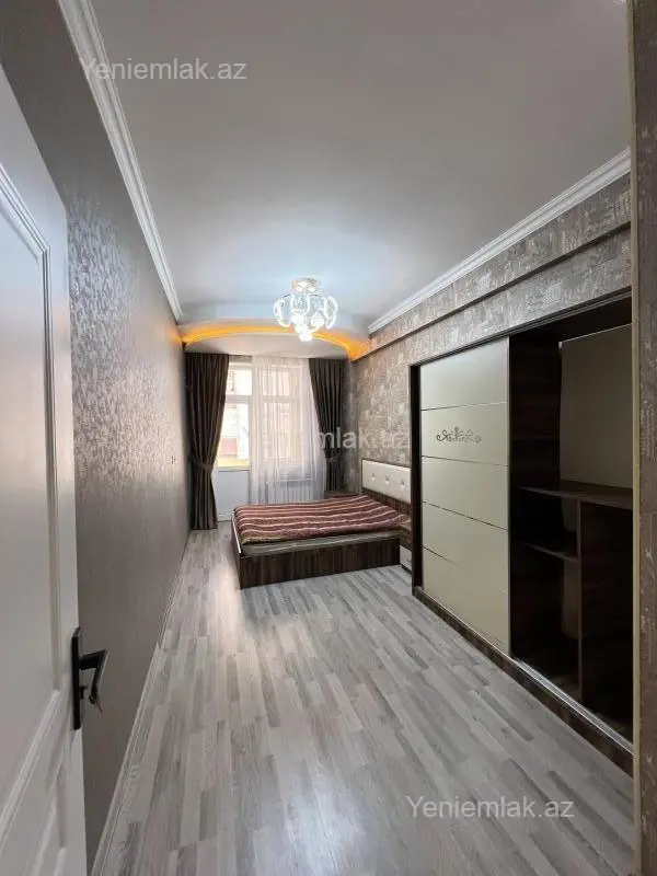 Satılır 2 otaqlı yeni tikili 60 m²