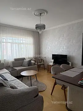 Satılır 4 otaqlı köhnə tikili 90 m² — Sumqayıt, 7-ci mikrorayon 4 otaq 90.00 m²
