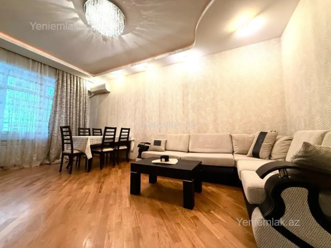 Satılır 2 otaqlı yeni tikili 60 m²