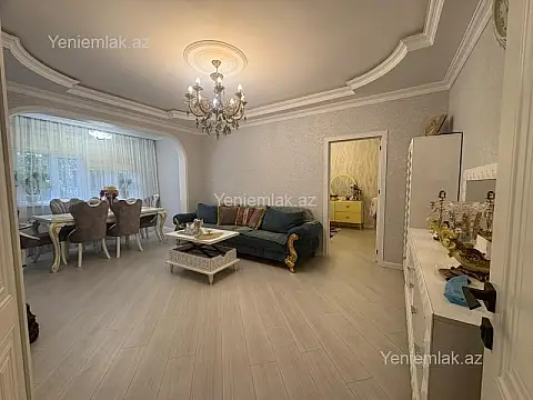 Satılır 4 otaqlı köhnə tikili 90 m² — Sumqayıt, 3-cü mikrorayon 4 otaq 90.00 m²