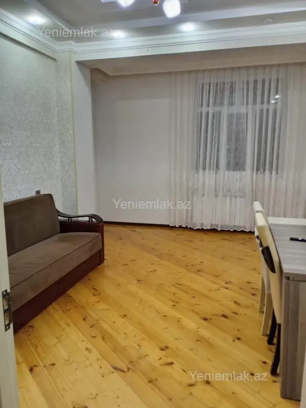 Satılır 2 otaqlı yeni tikili 75 m²