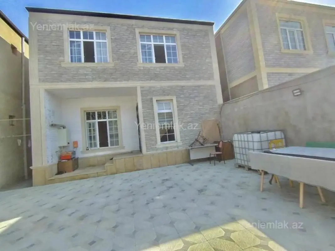 Satılır 4 otaqlı həyət evi 120 m²