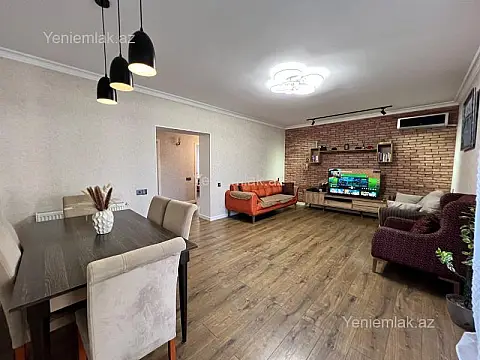 Satılır 5 otaqlı köhnə tikili 100 m² — Sumqayıt, 3-cü mikrorayon 5 otaq 100.00 m²