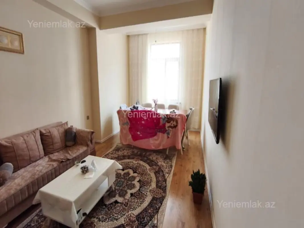 Satılır 4 otaqlı yeni tikili 128 m²