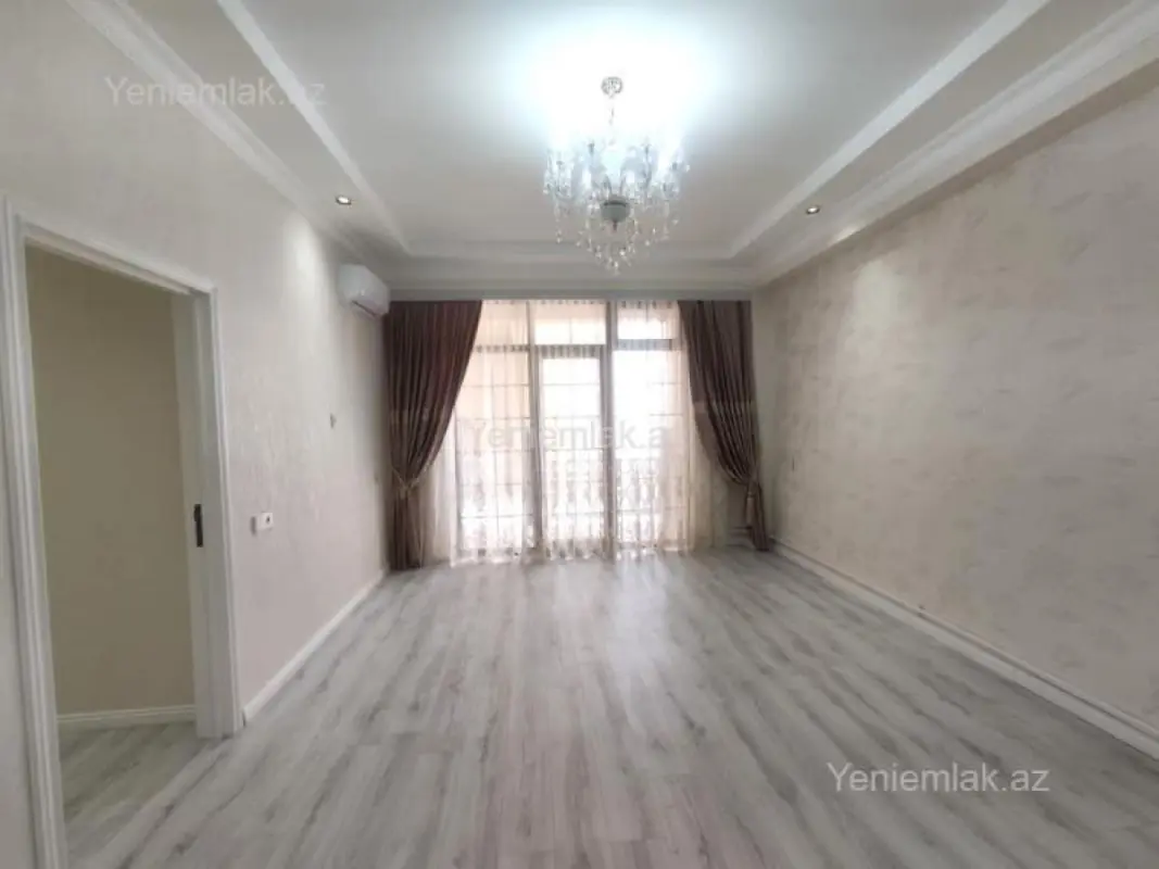 Satılır 3 otaqlı yeni tikili 80 m²